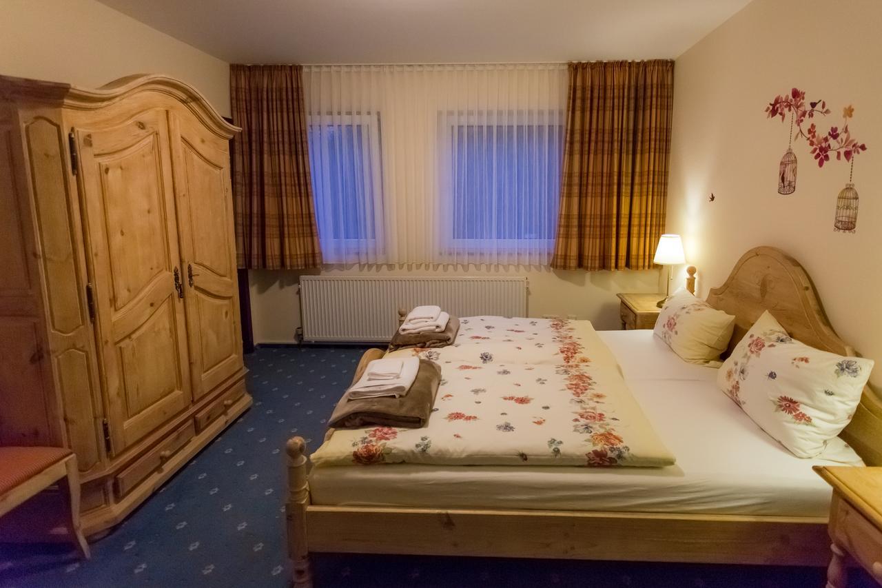 Landgasthaus Zu Den Erdfaellen Bad Pyrmont Ngoại thất bức ảnh
